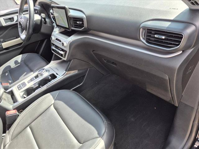 Certified 2022 Ford Explorer XLT w/ Equipment Group 202A RWD image 21