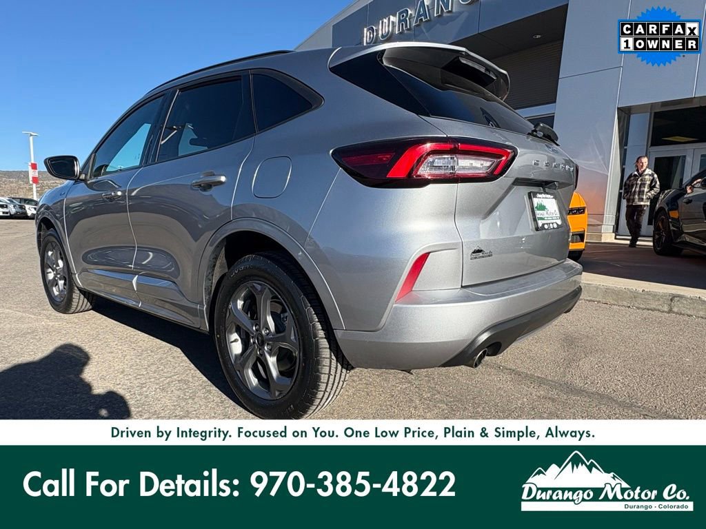 Certified 2024 Ford Escape ST-Line image 3