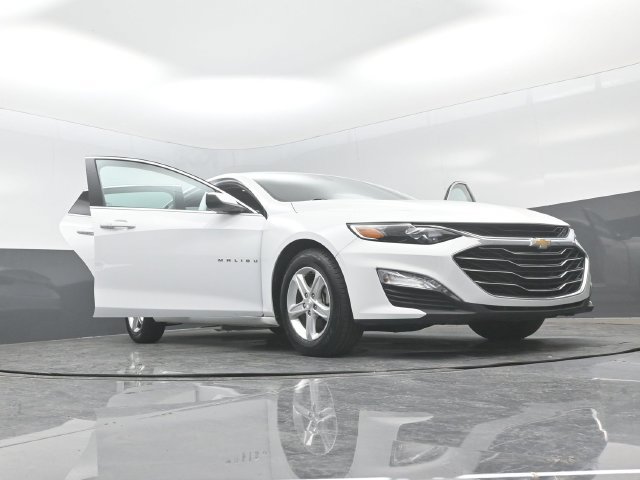 Used 2024 Chevrolet Malibu LT FWD image 29