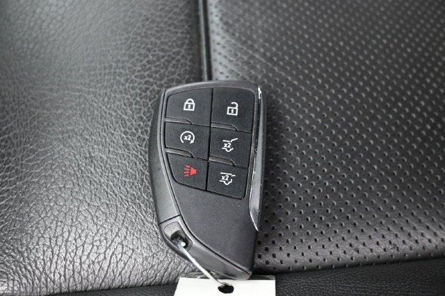 Used 2023 GMC Yukon Denali AWD/4WD image 28