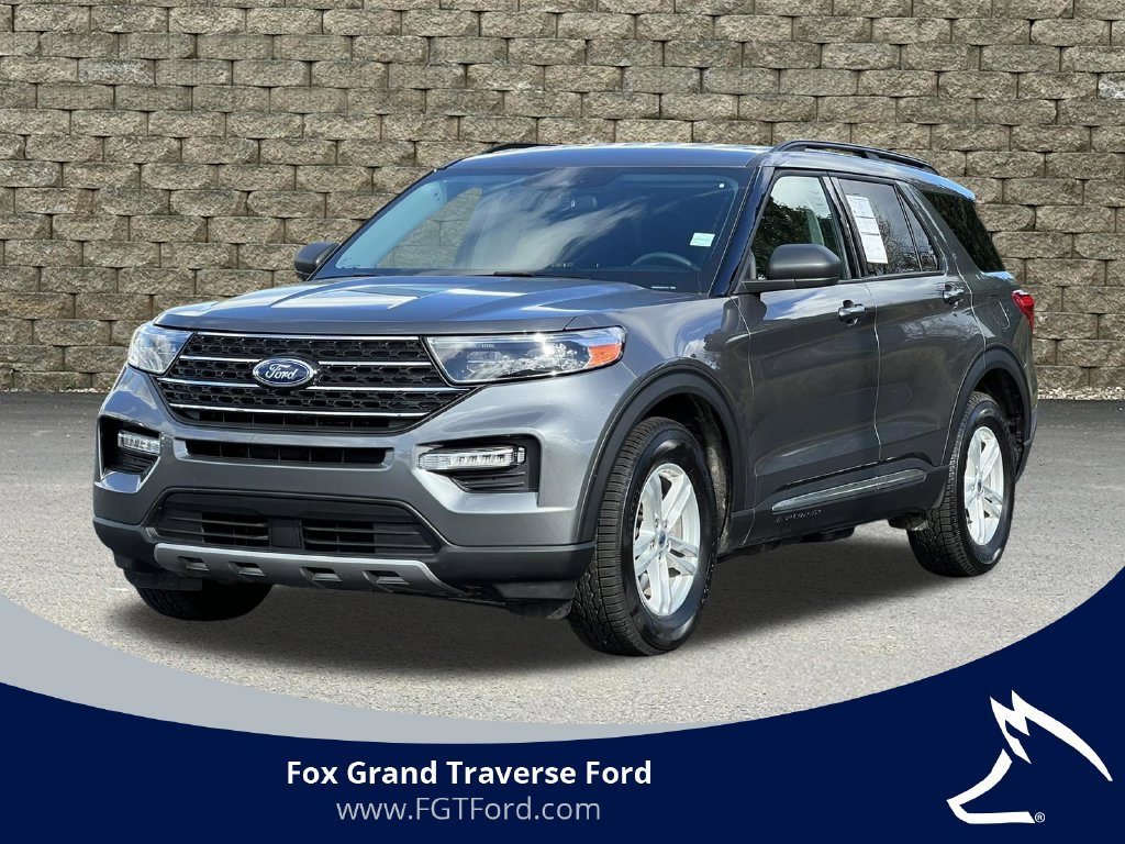 Certified 2023 Ford Explorer XLT w/ Equipment Group 202A AWD/4WD image 1