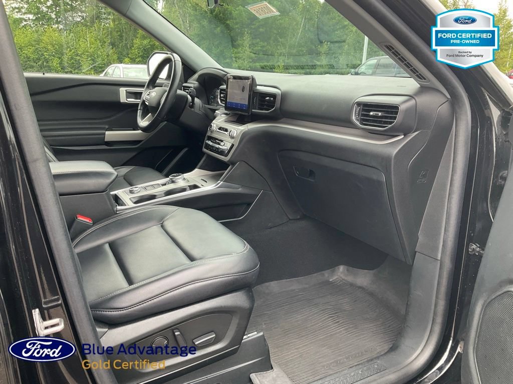 Certified 2023 Ford Explorer XLT w/ Equipment Group 202A AWD/4WD image 19