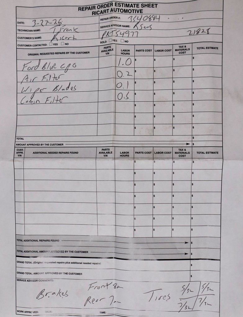 Used 2025 Toyota RAV4 XLE image 11