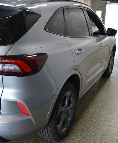 Certified 2023 Ford Escape ST-Line w/ Tech Pack #1 AWD/4WD image 6