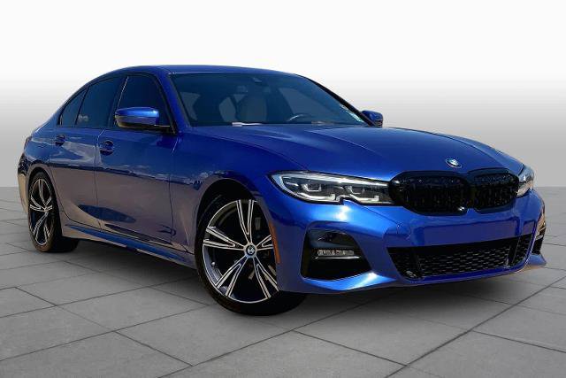 Used 2021 BMW 330i Sedan w/ M Sport Package RWD image 3