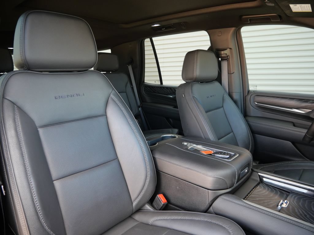 Used 2024 GMC Yukon Denali w/ Max Trailering Package AWD/4WD image 22