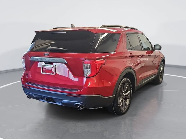 Certified 2023 Ford Explorer XLT w/ Equipment Group 202A RWD image 3