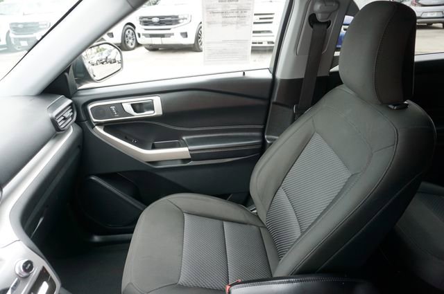 Certified 2023 Ford Explorer XLT image 29