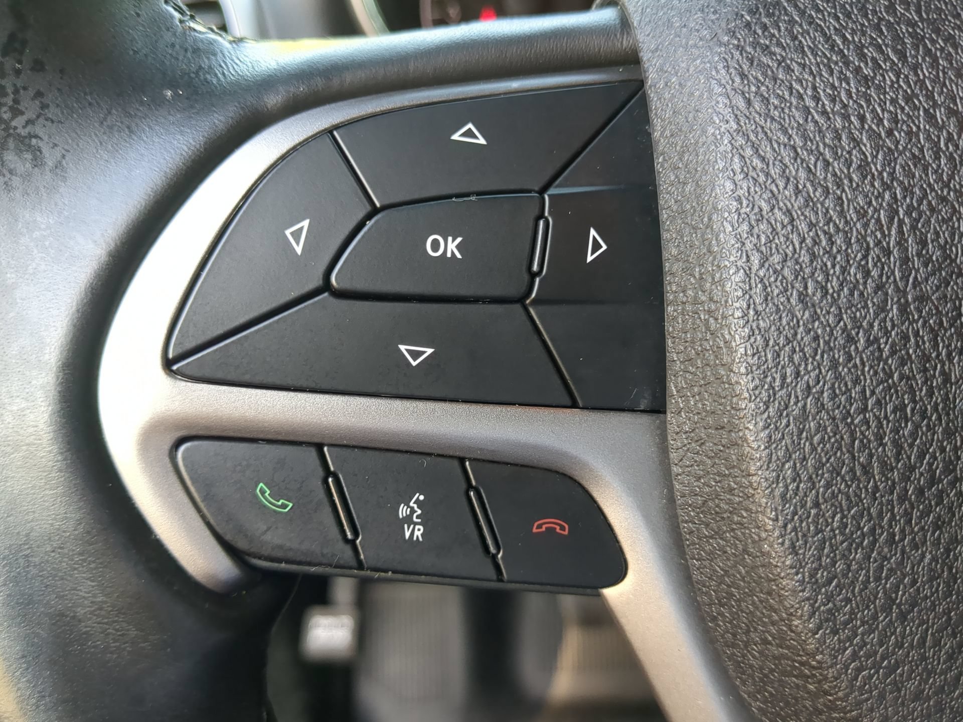 Used 2018 Jeep Grand Cherokee Limited AWD/4WD image 65