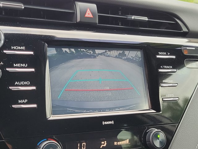 Used 2020 Toyota Camry SE FWD image 28