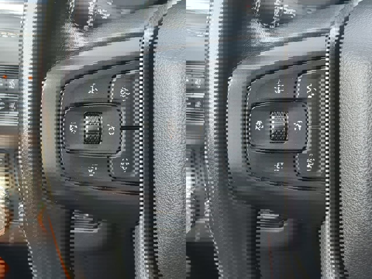 Used 2023 GMC Yukon XL Denali Ultimate image 24