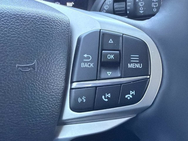 Certified 2025 Ford Explorer Active AWD/4WD image 26