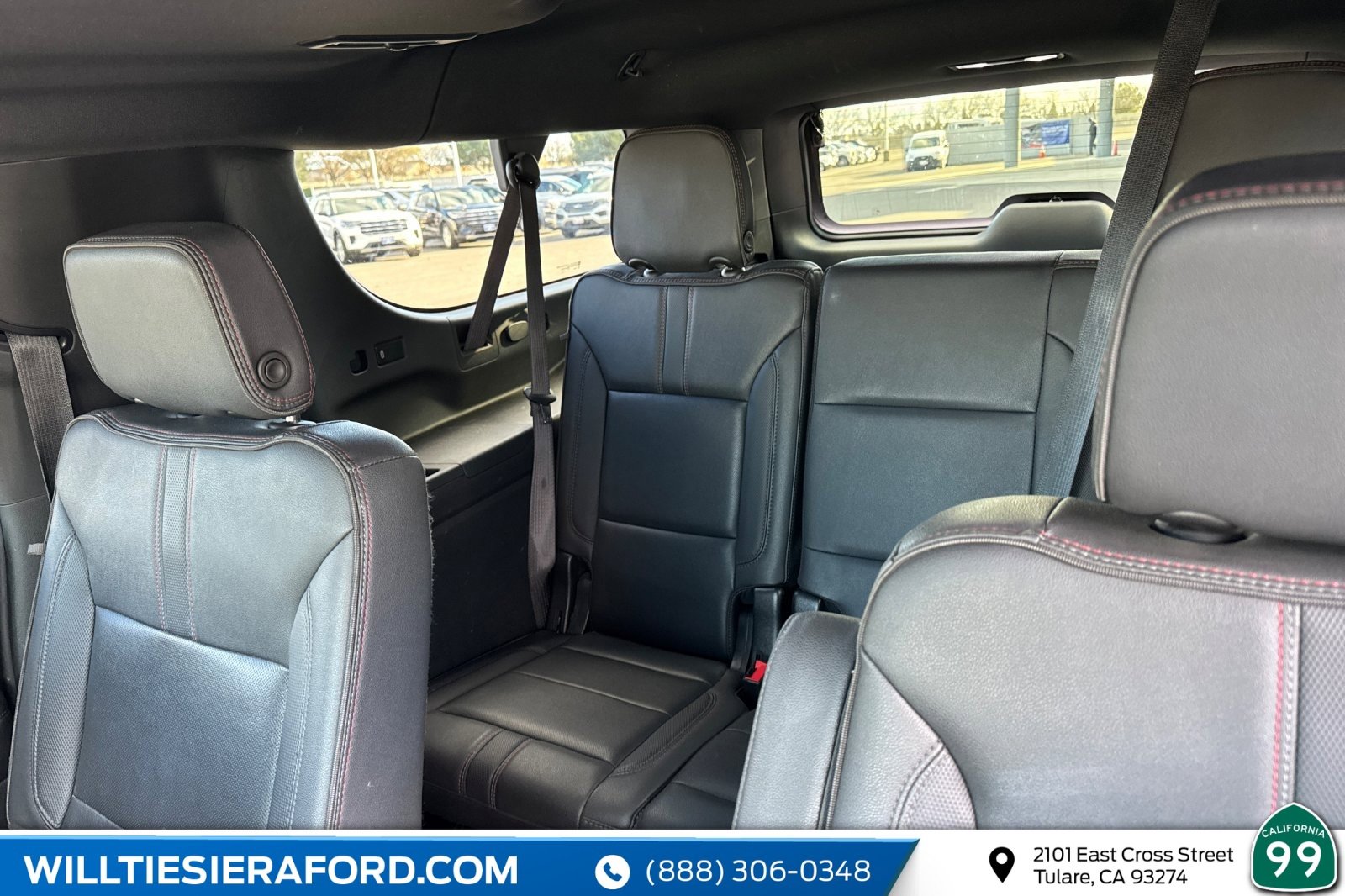 Used 2023 Chevrolet Suburban RST w/ Luxury Package image 13