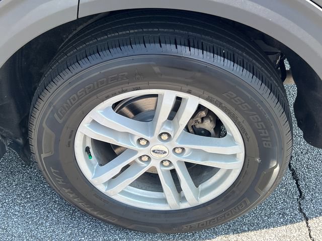 Certified 2024 Ford Explorer XLT AWD/4WD image 23
