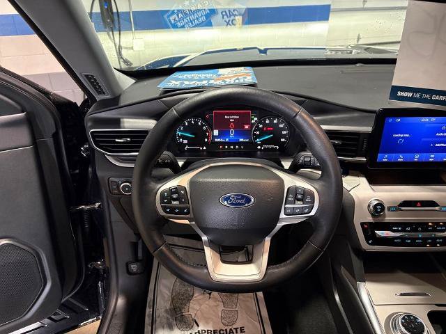 Certified 2023 Ford Explorer XLT w/ Equipment Group 202A AWD/4WD image 10