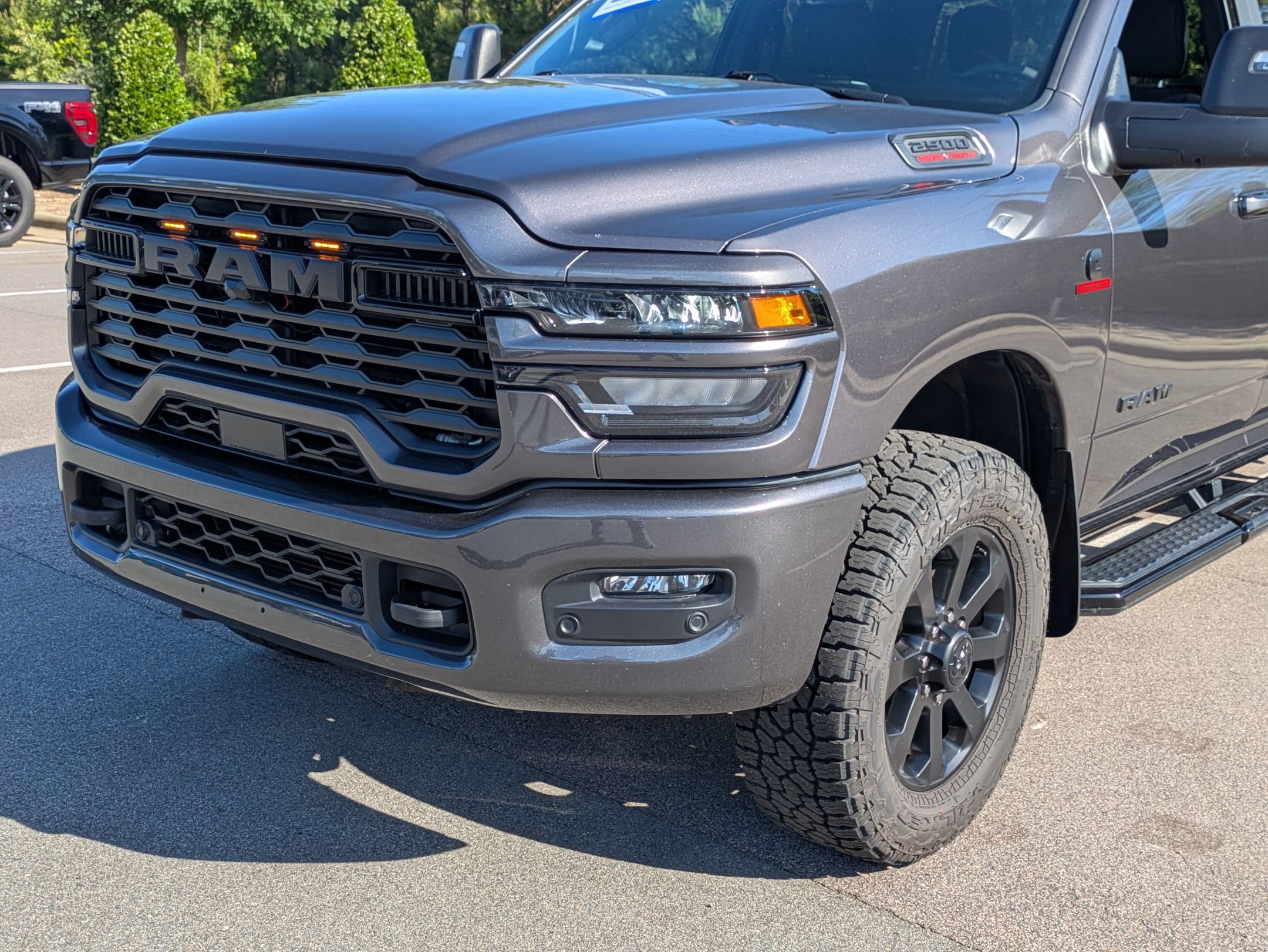 Used 2025 RAM 2500 Big Horn AWD/4WD image 9
