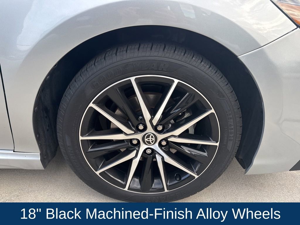 Used 2022 Toyota Camry SE image 8