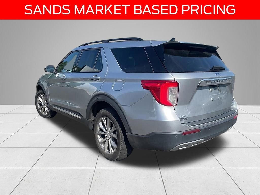 Certified 2023 Ford Explorer XLT w/ Equipment Group 202A AWD/4WD image 5