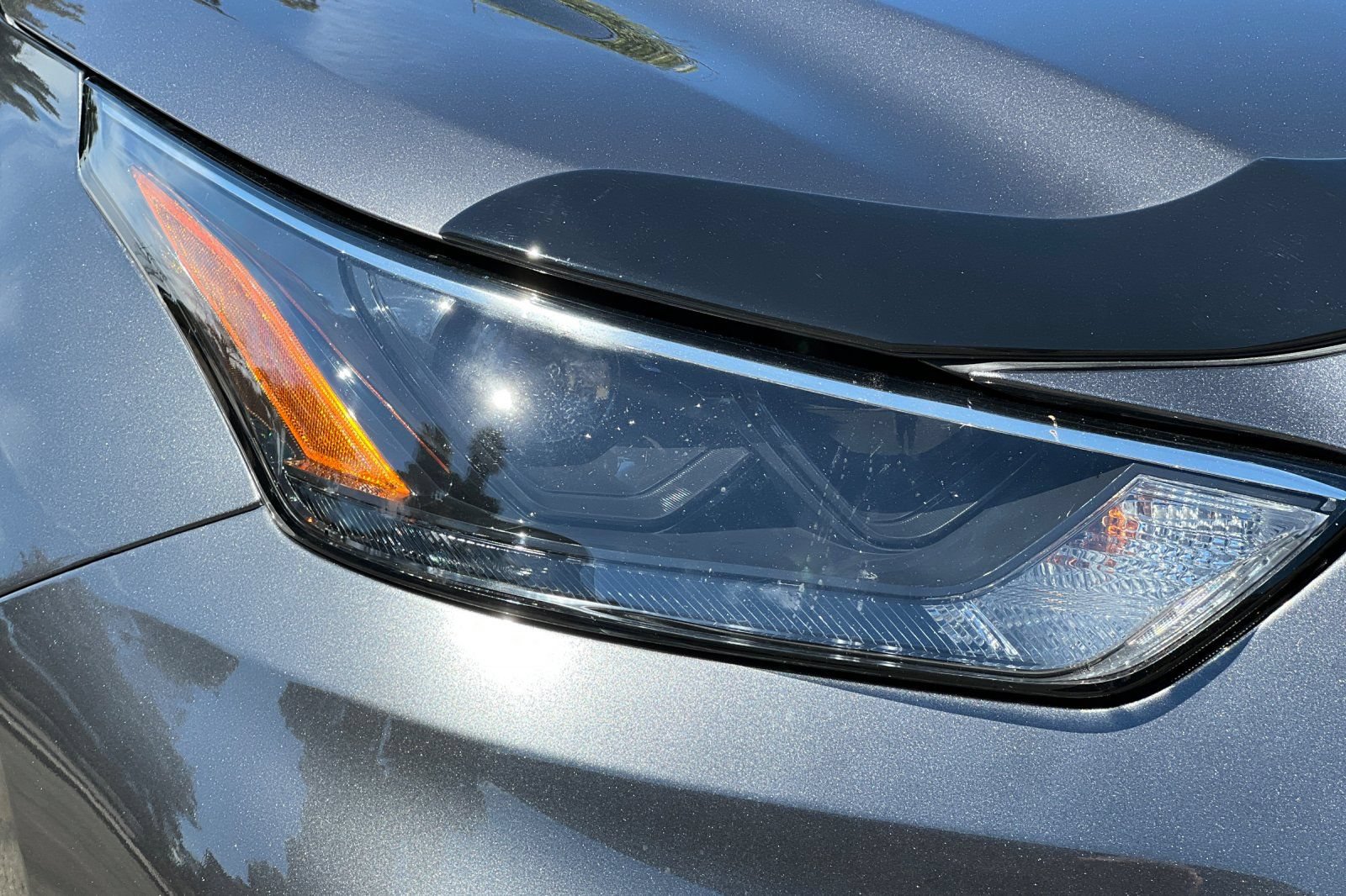 Used 2022 Toyota Highlander LE FWD image 43