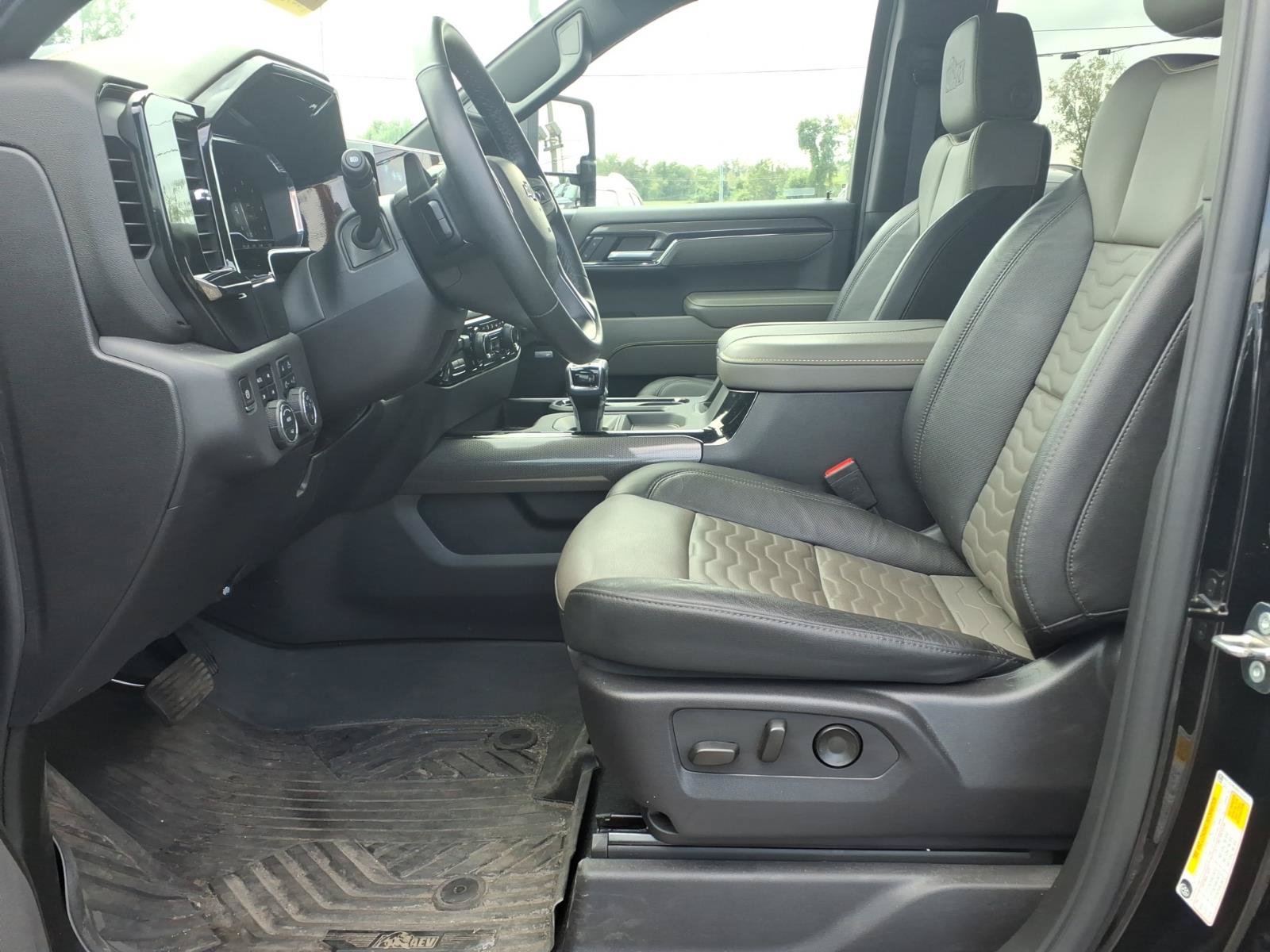 Used 2024 Chevrolet Silverado 1500 ZR2 w/ ZR2 Bison Edition AWD/4WD image 21