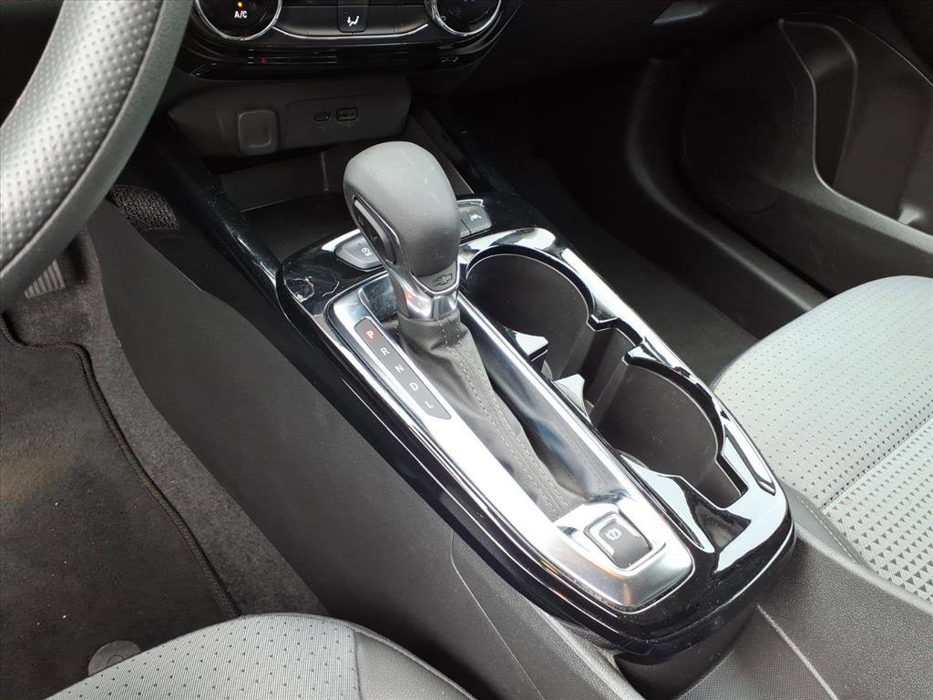 Used 2025 Chevrolet Trax LT image 15