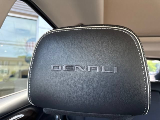 Used 2019 GMC Terrain Denali w/ Comfort Package AWD/4WD image 29