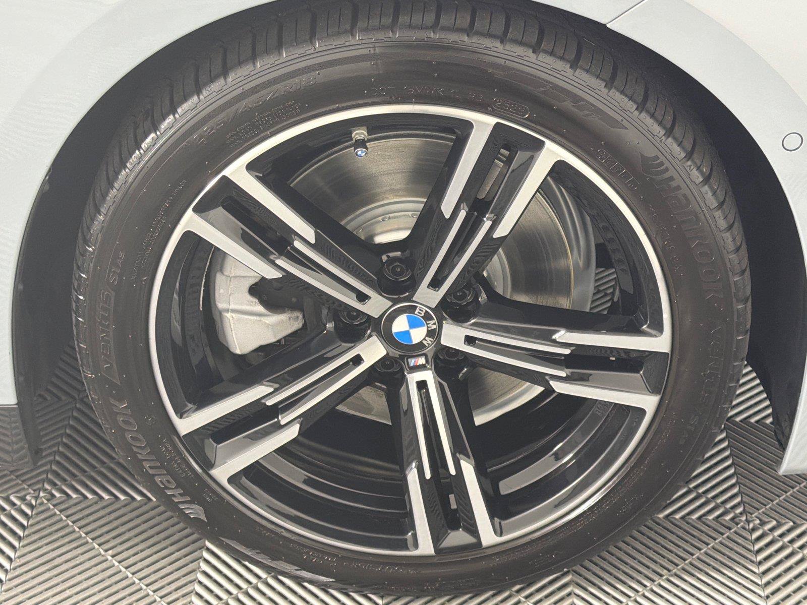 Used 2022 BMW 230i Coupe w/ M Sport Package RWD image 12