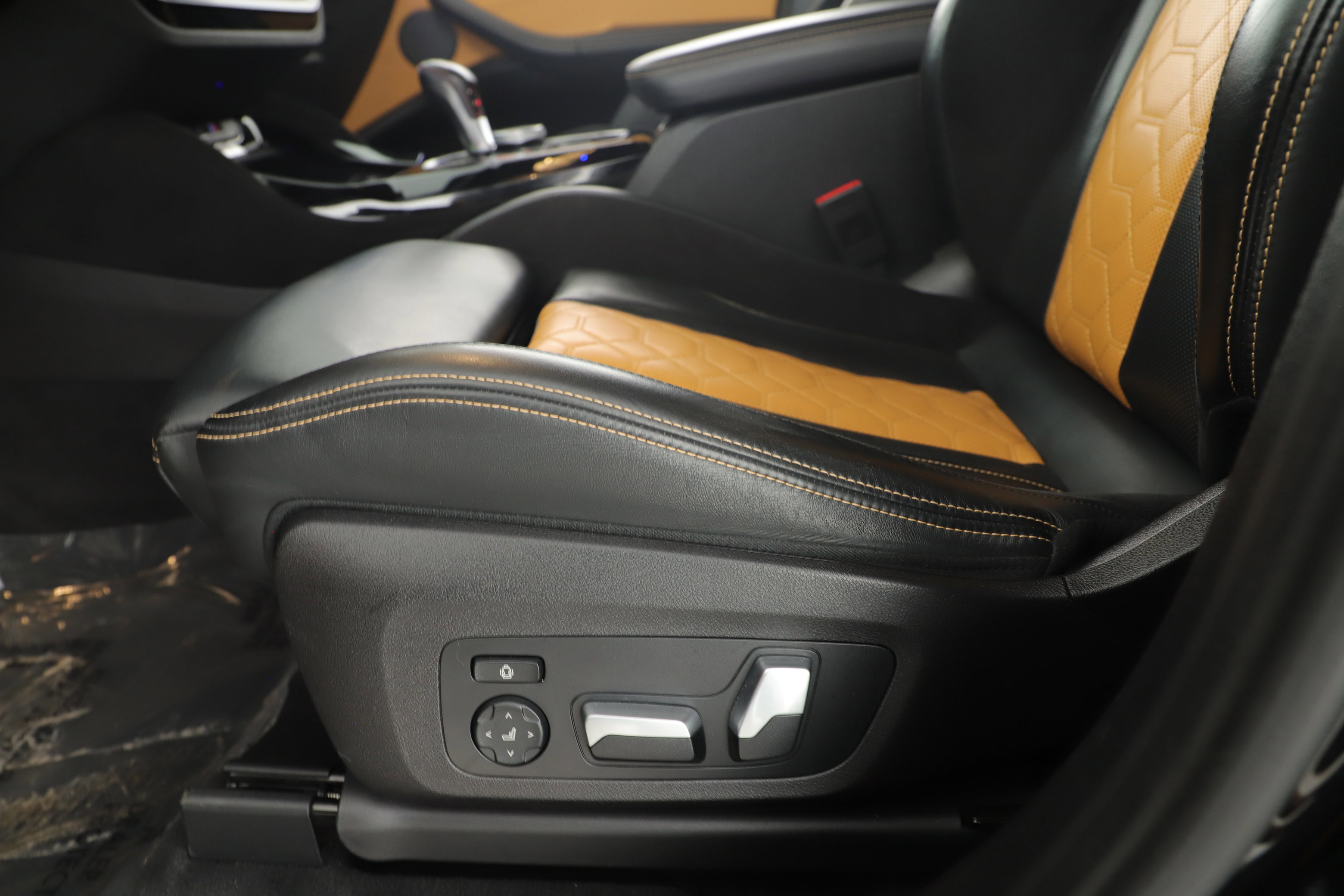 Used 2022 BMW X3 M w/ Competition Package image 10