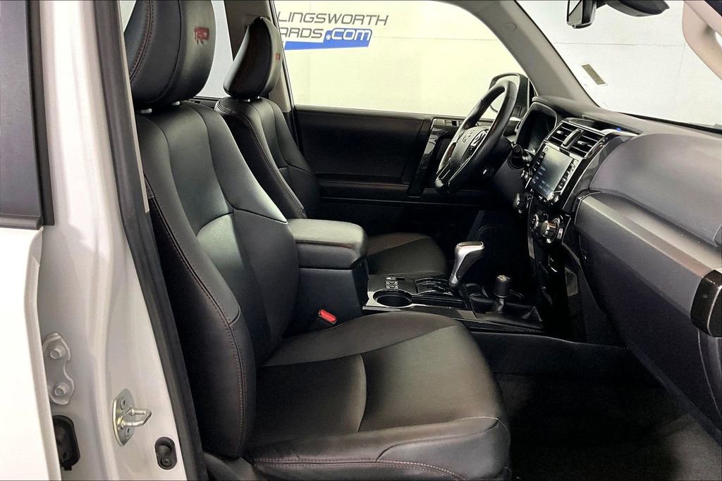 Used 2024 Toyota 4Runner TRD Off-Road Premium image 6