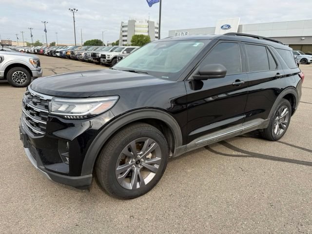 Certified 2025 Ford Explorer Active w/ Active Comfort Package AWD/4WD image 6