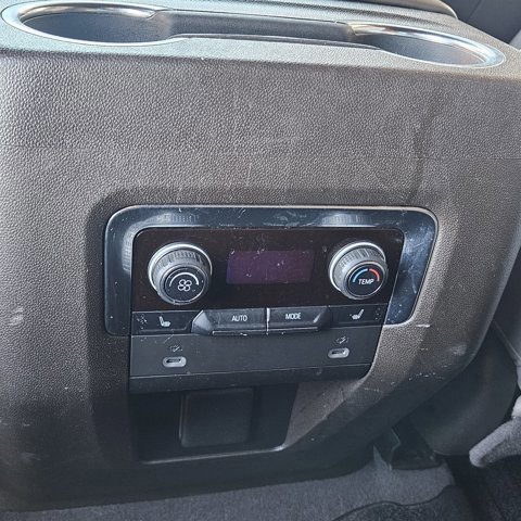 Used 2022 Chevrolet Tahoe Z71 w/ Luxury Package image 15