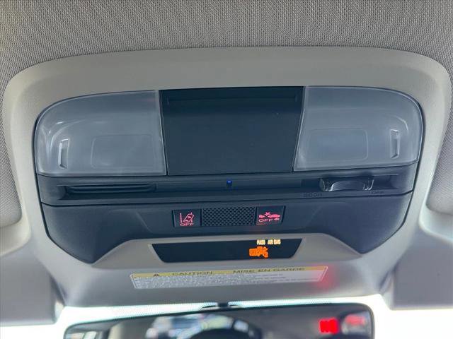 Used 2023 Subaru Crosstrek 2.0i image 19
