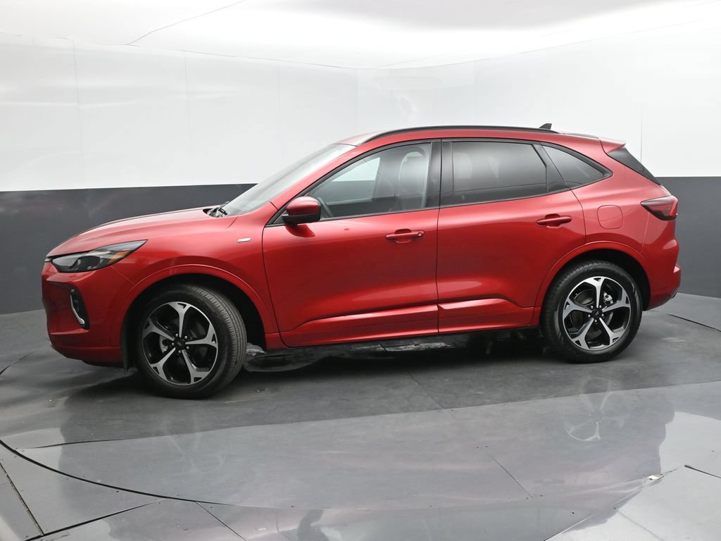 Certified 2023 Ford Escape ST-Line Elite AWD/4WD image 27
