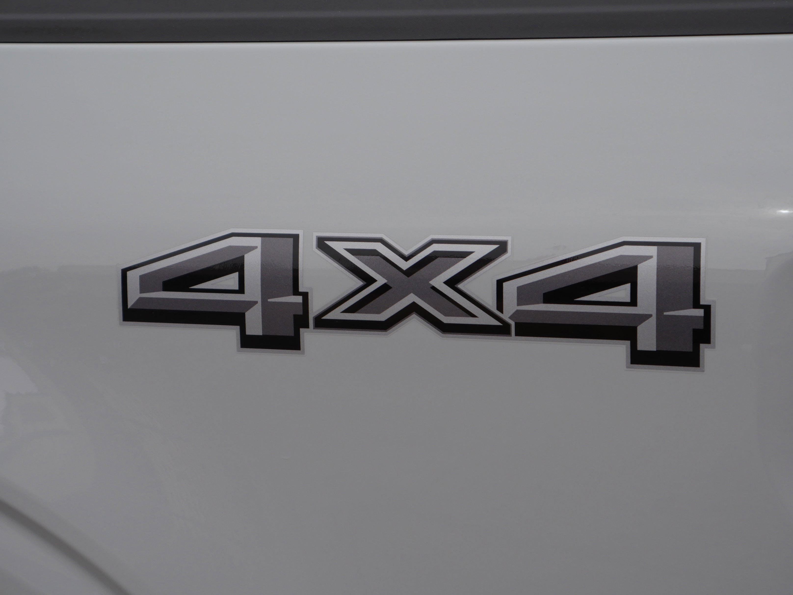 Certified 2024 Ford F150 Lariat w/ Equipment Group 502A High image 27