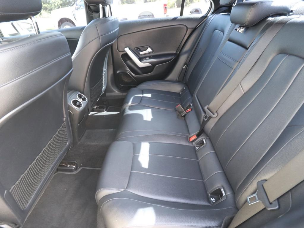 Used 2020 Mercedes-Benz A 220 image 12