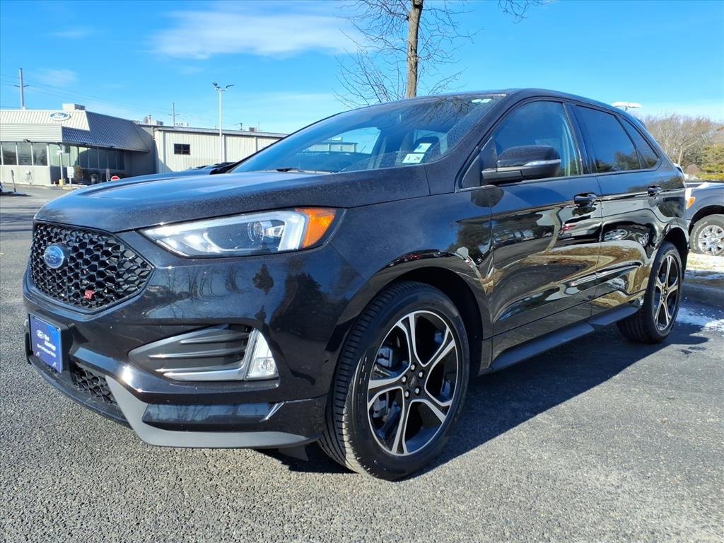 Certified 2022 Ford Edge ST image 5