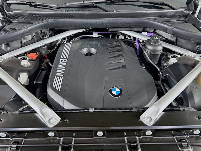Used 2024 BMW X7 xDrive40i w/ M Sport Package image 36