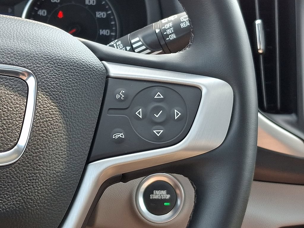 Used 2024 GMC Terrain SLT w/ LPO, Floor Liner Package AWD/4WD image 22