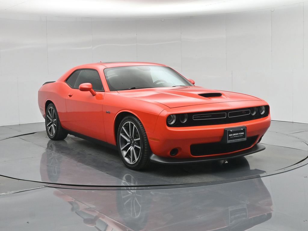 Used 2023 Dodge Challenger R/T image 8