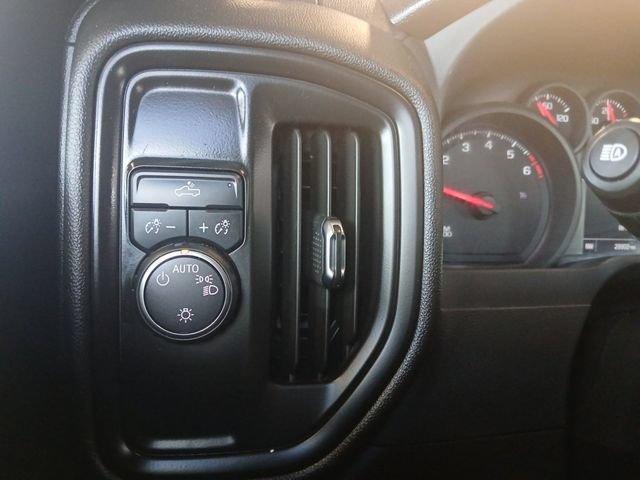 Used 2024 Chevrolet Silverado 1500 Custom RWD image 11