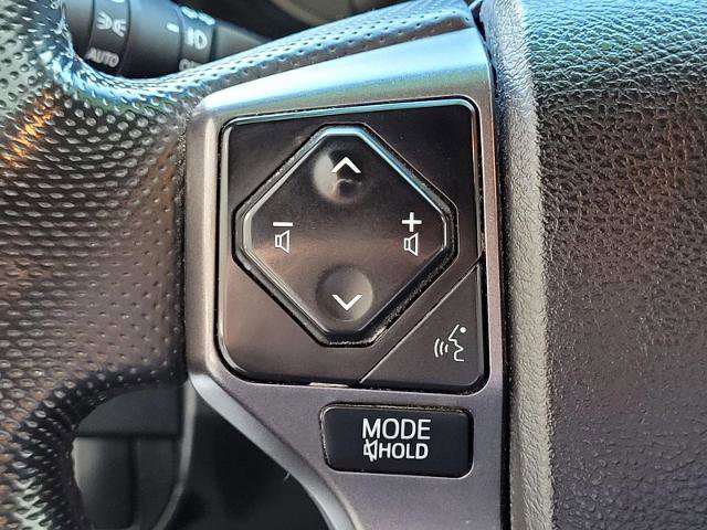 Used 2022 Toyota Tacoma TRD Sport AWD/4WD image 31