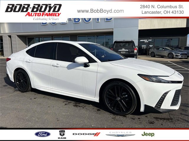 Used 2025 Toyota Camry SE w/ Convenience Package video 1