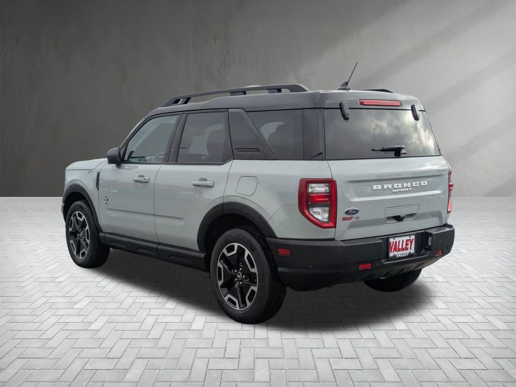 Certified 2023 Ford Bronco Sport Outer Banks w/ Tech Package image 7
