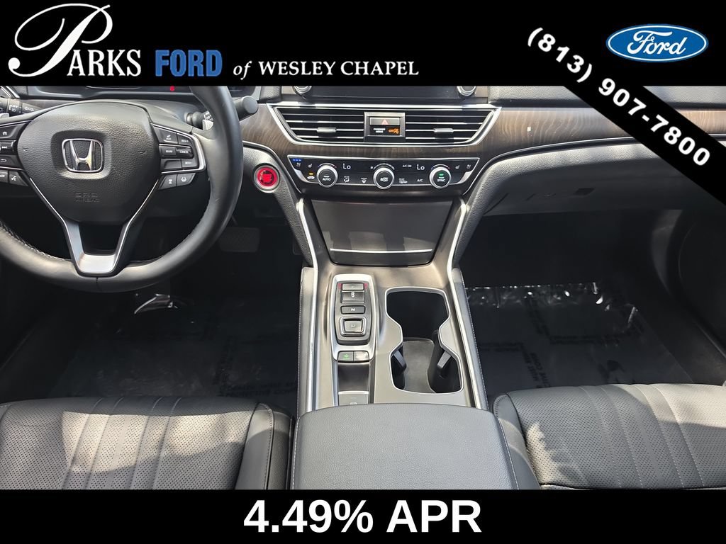 Used 2019 Honda Accord Touring image 12