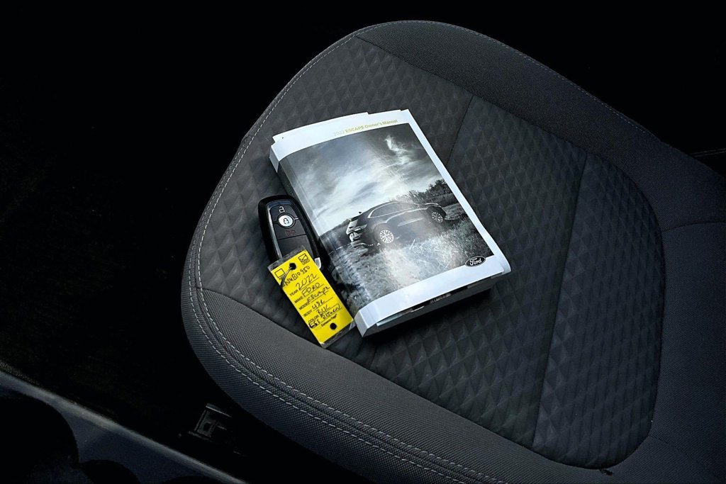 Certified 2022 Ford Escape SE FWD image 10