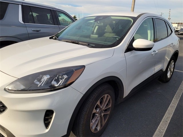 Certified 2021 Ford Escape SE image 9