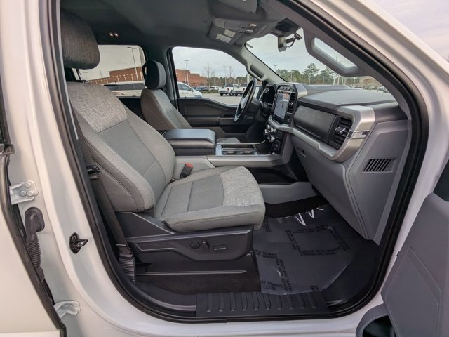 Certified 2022 Ford F150 XLT w/ Equipment Group 302A High image 37