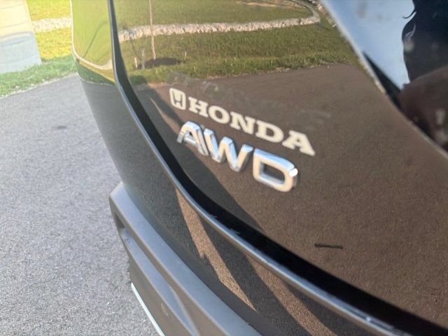 Used 2023 Honda Pilot Touring image 8