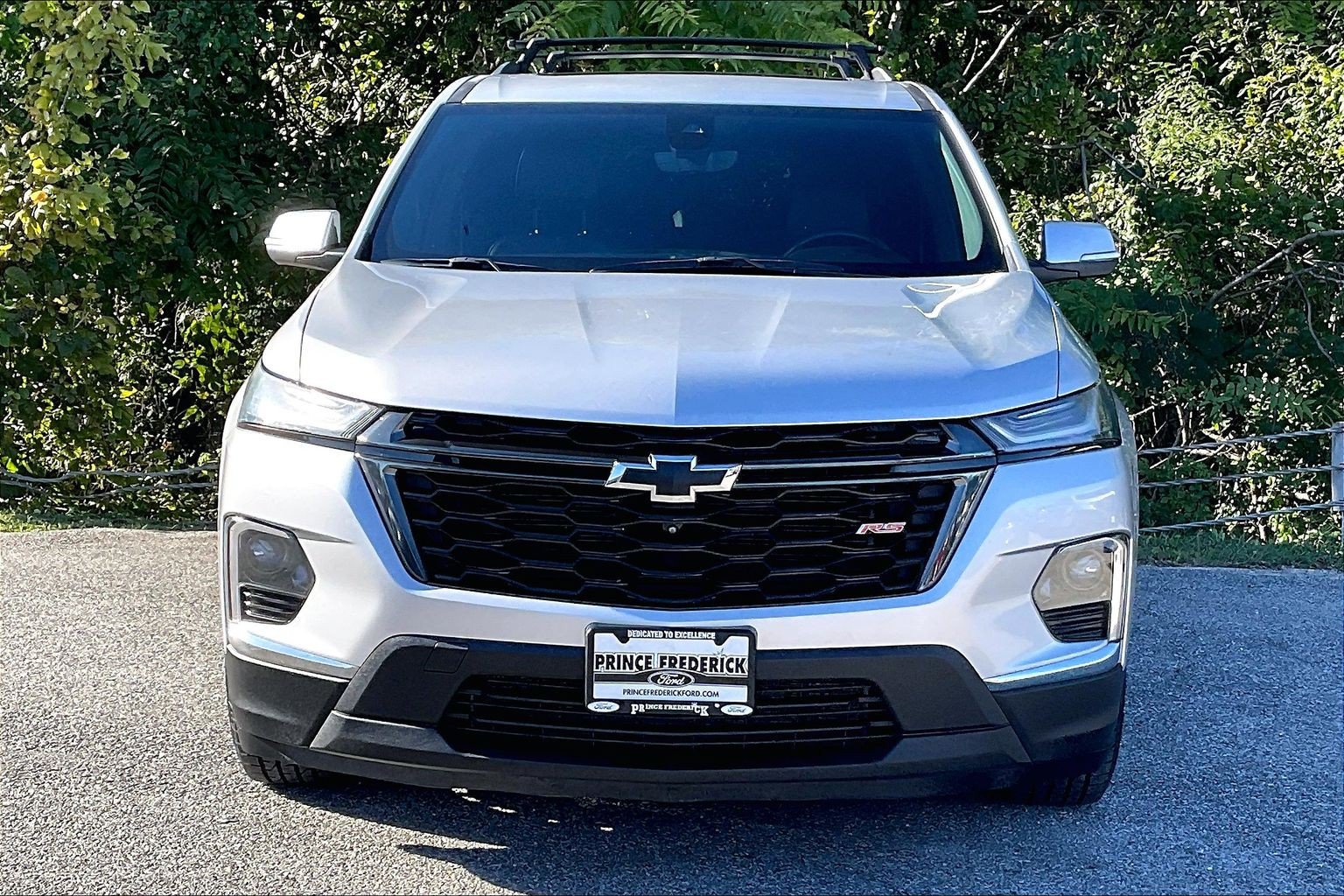 Used 2022 Chevrolet Traverse RS w/ LPO, Floor Liner Package AWD/4WD image 2