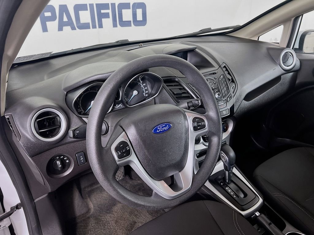 Certified 2017 Ford Fiesta SE FWD image 9
